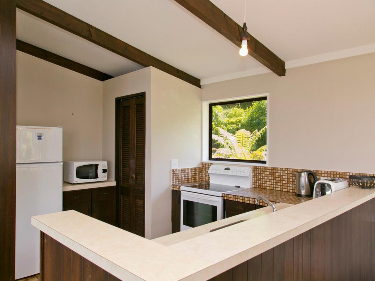 אגם טאופו Acacia View At No 3 - Acacia Bay Holiday Home מראה חיצוני תמונה