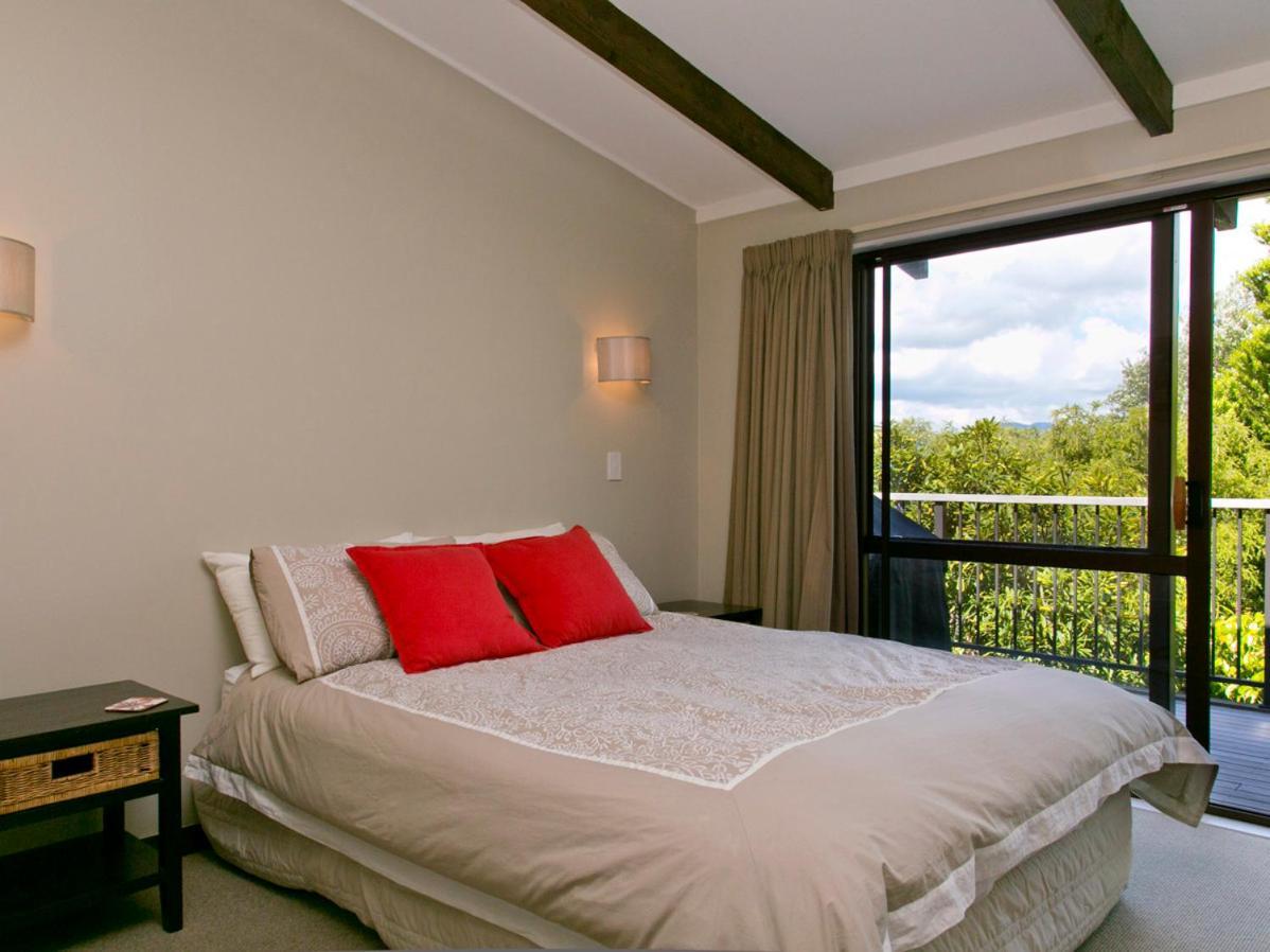אגם טאופו Acacia View At No 3 - Acacia Bay Holiday Home מראה חיצוני תמונה