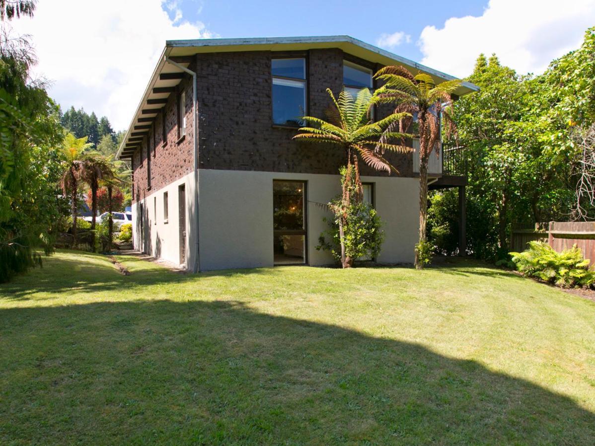 אגם טאופו Acacia View At No 3 - Acacia Bay Holiday Home מראה חיצוני תמונה